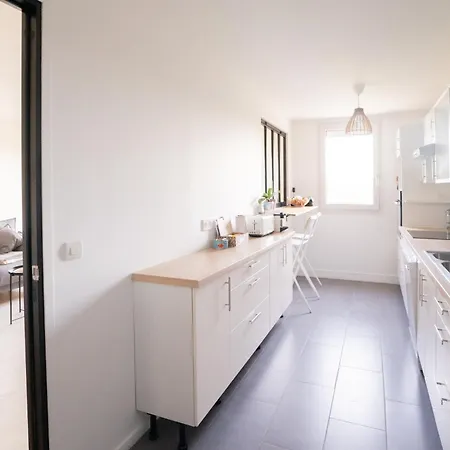 Le Contemporain ~ T4 Spacieux ~ Rer A & Apartment